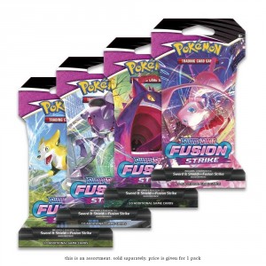 Pokemon TCG - Sword & Shield-Fusion Strike Sleeved Booster Pack (10 Cards)